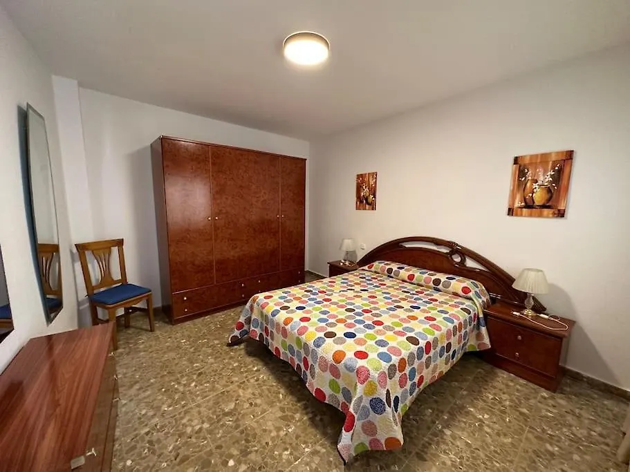 Estepona Beach Center إسبانيا
